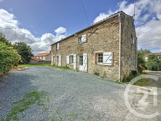 Maison à louer ST JUIRE CHAMPGILLON