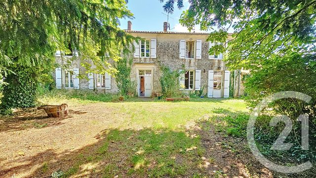 maison à vendre - 7 pièces - 245.42 m2 - CHAILLE LES MARAIS - 85 - PAYS-DE-LOIRE - Century 21 Solution Immobilière